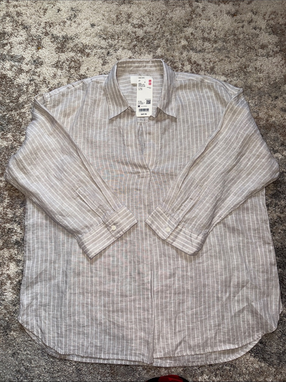 Uniqlo Beige Striped Casual Button-Down Shirt - Picture 2 of 8